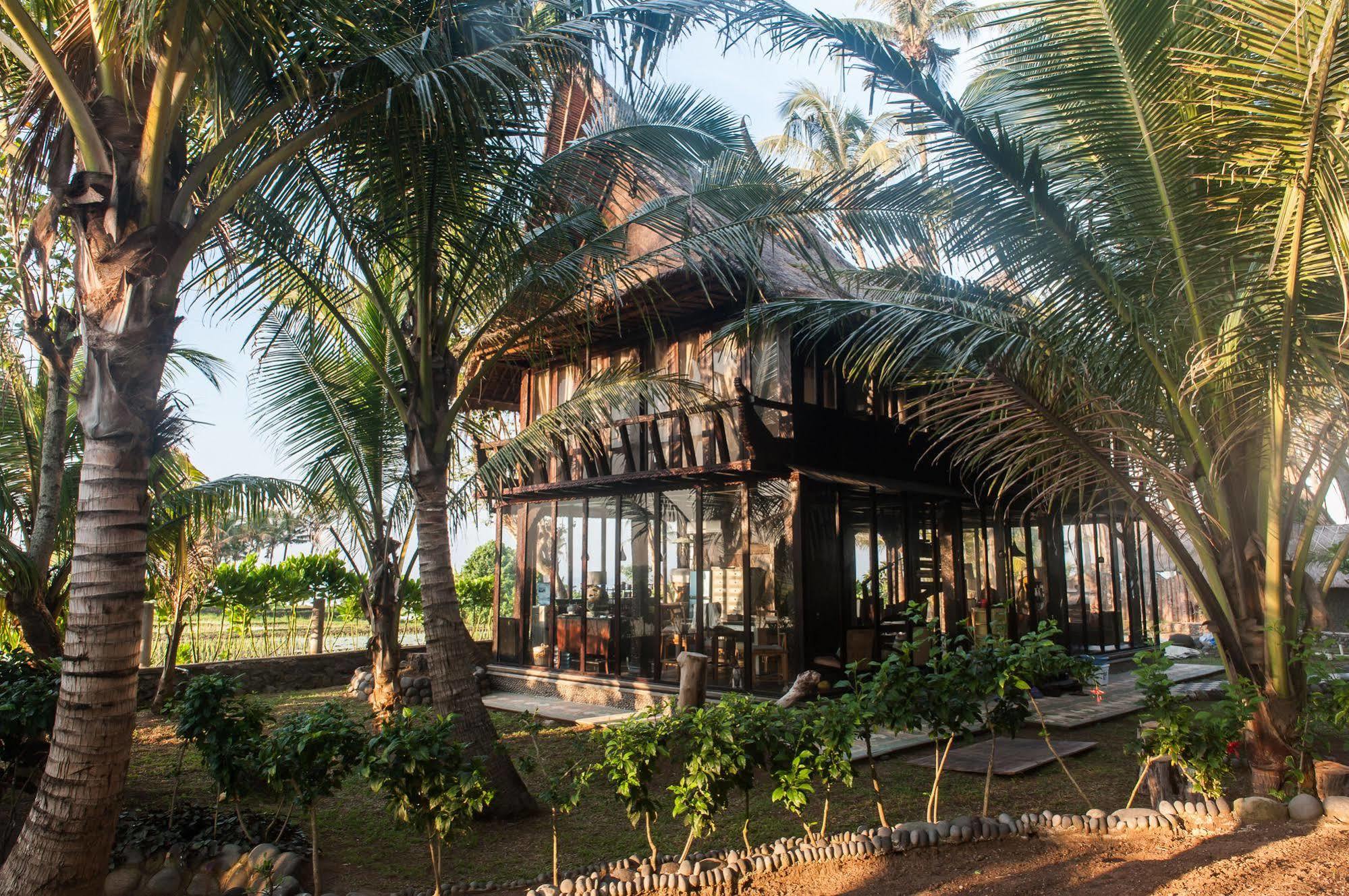 Most Exotic Beachfront Villa Keong Selemadeg Exterior foto